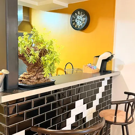 Duplex Lumineux Ris-orangis, Proche De Paris Et Orly Apartmán *